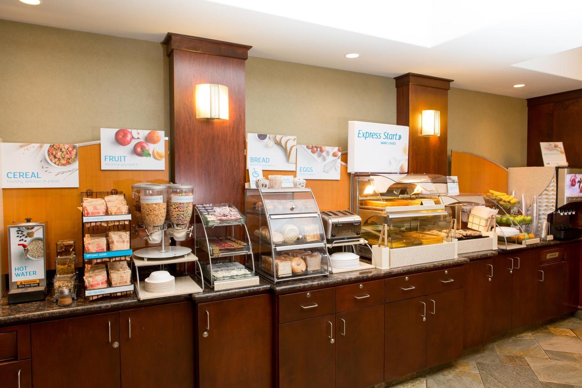 Holiday Inn Express & Suites Drayton Valley By Ihg Luaran gambar