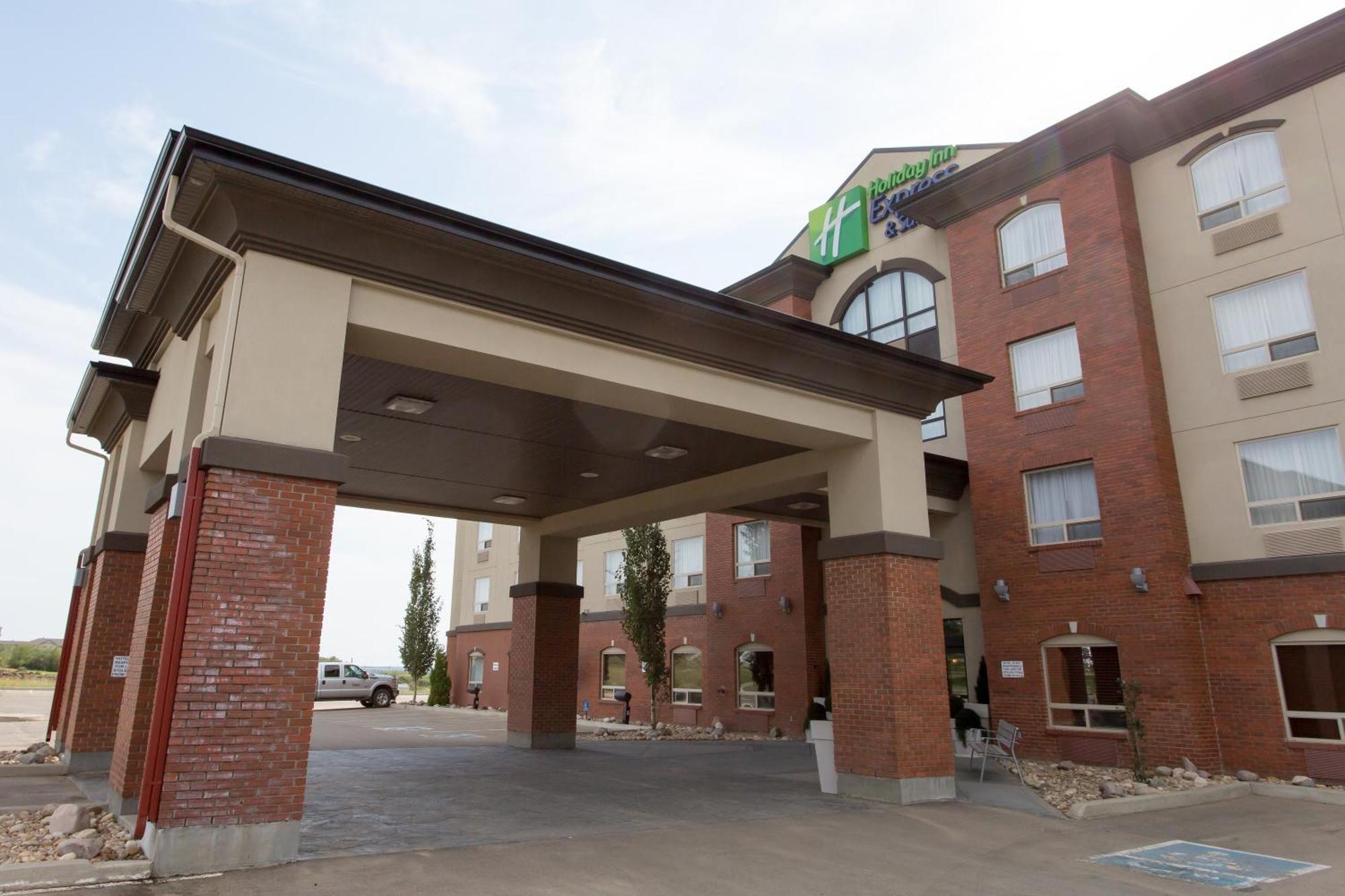Holiday Inn Express & Suites Drayton Valley By Ihg Luaran gambar